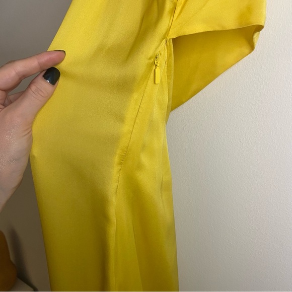 How To Lose a Guy in Ten Days DRESS!! Boss Hugo Boss Yellow Silk Gown. Size 6. - Picture 5 of 15